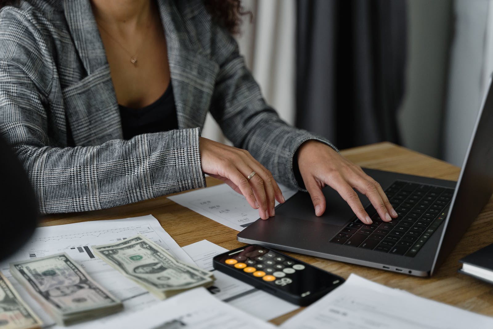 Best Strategies for Balancing Your Budget on a Variable Income